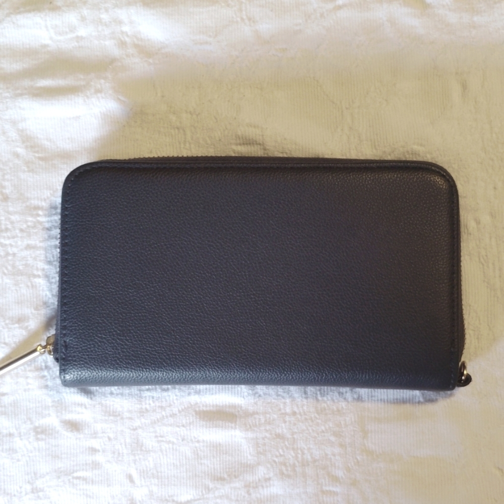 Thirty-One Navy Zip-Around Wallet